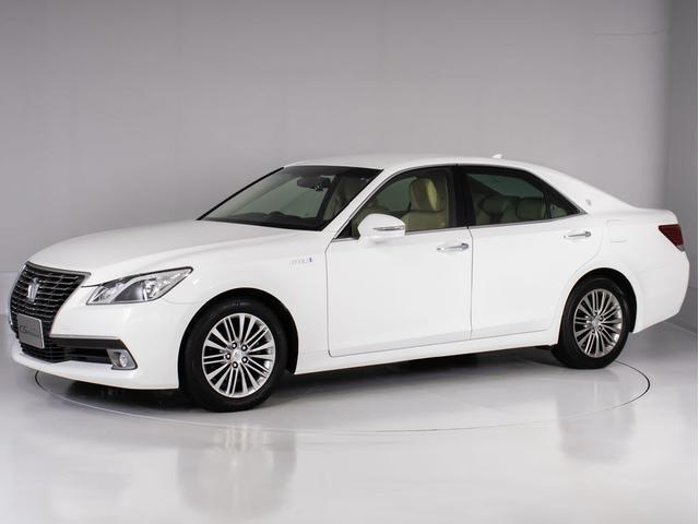 クラウンハイブリッド ロイヤルサルーンG (ベージュ本革シート)(オプション17インチアルミ) アダプティブハイビーム シートメモリー シート&ステアリングヒーター Bluetooth レギュラーガソリン仕様 HDDマルチ(15枚目)