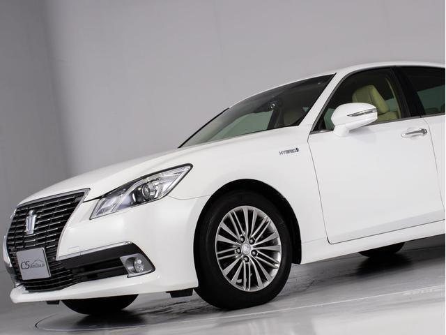 クラウンハイブリッド ロイヤルサルーンG (ベージュ本革シート)(オプション17インチアルミ) アダプティブハイビーム シートメモリー シート&ステアリングヒーター Bluetooth レギュラーガソリン仕様 HDDマルチ(21枚目)