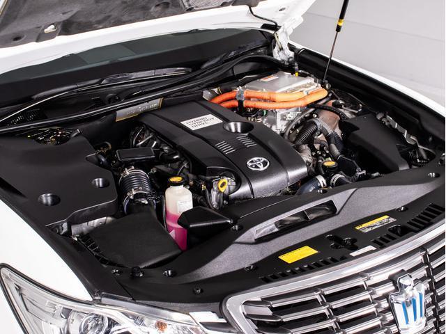 クラウンハイブリッド ロイヤルサルーンG (ベージュ本革シート)(オプション17インチアルミ) アダプティブハイビーム シートメモリー シート&ステアリングヒーター Bluetooth レギュラーガソリン仕様 HDDマルチ(29枚目)