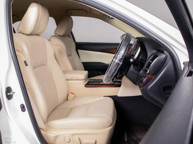 クラウンハイブリッド ロイヤルサルーンG (ベージュ本革シート)(オプション17インチアルミ) アダプティブハイビーム シートメモリー シート&ステアリングヒーター Bluetooth レギュラーガソリン仕様 HDDマルチ(33枚目)