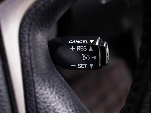 クラウンハイブリッド ロイヤルサルーンG (ベージュ本革シート)(オプション17インチアルミ) アダプティブハイビーム シートメモリー シート&ステアリングヒーター Bluetooth レギュラーガソリン仕様 HDDマルチ(41枚目)