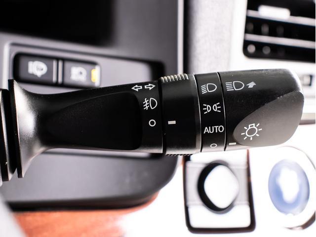 クラウンハイブリッド ロイヤルサルーンG (ベージュ本革シート)(オプション17インチアルミ) アダプティブハイビーム シートメモリー シート&ステアリングヒーター Bluetooth レギュラーガソリン仕様 HDDマルチ(42枚目)