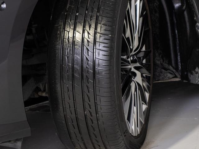 クラウンハイブリッド Ｇ－エグゼクティブ　後期／黒革／プレミアムサウンド／３６０度カメラ／ＨＵＤ／ＢＳＭ／パノラミックビューモニター／後席ＶＩＰ／シートエアコン／シートヒーター／パーキングアシスト／車線逸脱防止／衝突軽減ブレーキ（27枚目）