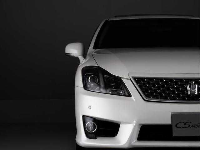 クラウン アスリート　後期型（サンルーフ）（ローダウン）Ｂｌｕｅｔｏｏｔｈ対応　ＨＤＤマルチナビ　レギュラーガソリン仕様　カラーバックカメラ　ＨＩＤヘッドライト　パワーシート　クルーズコントロール　フルセグ　ＣＤ録音（24枚目）