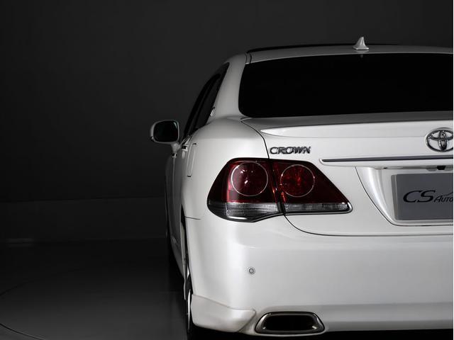 クラウン アスリート　後期型（サンルーフ）（ローダウン）Ｂｌｕｅｔｏｏｔｈ対応　ＨＤＤマルチナビ　レギュラーガソリン仕様　カラーバックカメラ　ＨＩＤヘッドライト　パワーシート　クルーズコントロール　フルセグ　ＣＤ録音（25枚目）