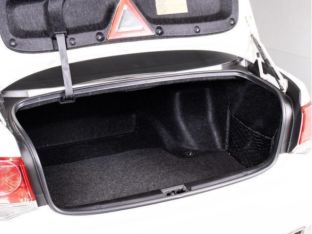 クラウン アスリート　後期型（サンルーフ）（ローダウン）Ｂｌｕｅｔｏｏｔｈ対応　ＨＤＤマルチナビ　レギュラーガソリン仕様　カラーバックカメラ　ＨＩＤヘッドライト　パワーシート　クルーズコントロール　フルセグ　ＣＤ録音（30枚目）