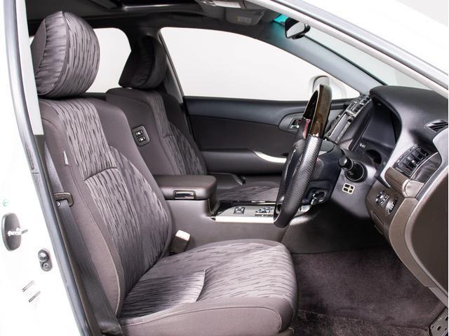 クラウン アスリート　後期型（サンルーフ）（ローダウン）Ｂｌｕｅｔｏｏｔｈ対応　ＨＤＤマルチナビ　レギュラーガソリン仕様　カラーバックカメラ　ＨＩＤヘッドライト　パワーシート　クルーズコントロール　フルセグ　ＣＤ録音（33枚目）