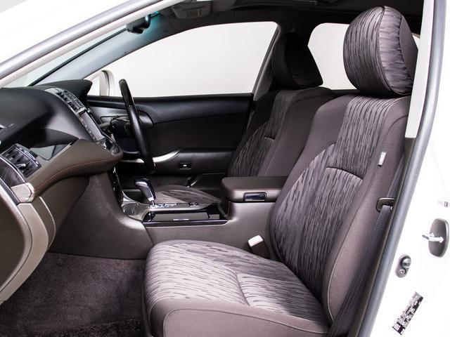 クラウン アスリート　後期型（サンルーフ）（ローダウン）Ｂｌｕｅｔｏｏｔｈ対応　ＨＤＤマルチナビ　レギュラーガソリン仕様　カラーバックカメラ　ＨＩＤヘッドライト　パワーシート　クルーズコントロール　フルセグ　ＣＤ録音（34枚目）