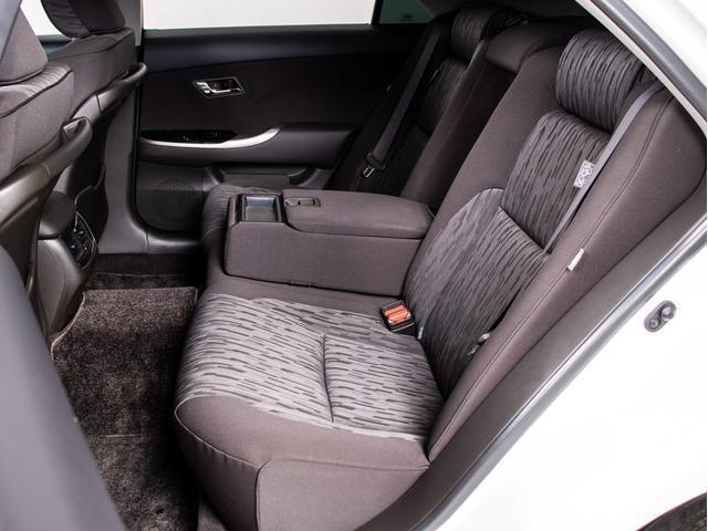 クラウン アスリート　後期型（サンルーフ）（ローダウン）Ｂｌｕｅｔｏｏｔｈ対応　ＨＤＤマルチナビ　レギュラーガソリン仕様　カラーバックカメラ　ＨＩＤヘッドライト　パワーシート　クルーズコントロール　フルセグ　ＣＤ録音（36枚目）