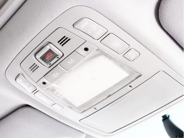 クラウン アスリート　後期型（サンルーフ）（ローダウン）Ｂｌｕｅｔｏｏｔｈ対応　ＨＤＤマルチナビ　レギュラーガソリン仕様　カラーバックカメラ　ＨＩＤヘッドライト　パワーシート　クルーズコントロール　フルセグ　ＣＤ録音（46枚目）