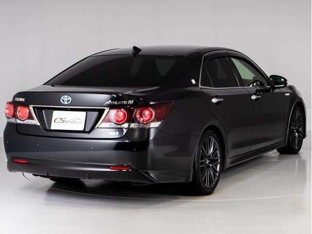 クラウンハイブリッド アスリートＳ　Ｊ－フロンティアリミテッド　後期型（禁煙車）（特別仕様車）（黒本革シート）（オプション１８インチアルミ）（フルエアロ）（トヨタセーフティセンス）衝突軽減ブレーキ　踏み間違い防止機能　車線逸脱抑制機能ＬＤＡ　レーダークルーズ（19枚目）