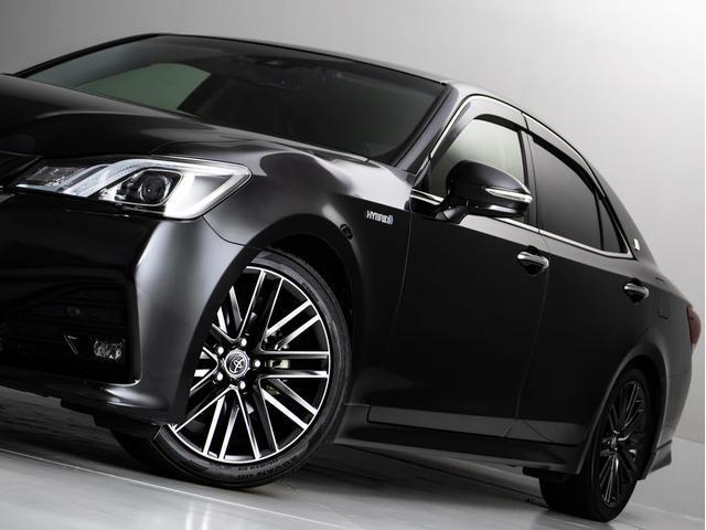 クラウンハイブリッド アスリートＳ　Ｊ－フロンティアリミテッド　後期型（禁煙車）（特別仕様車）（黒本革シート）（オプション１８インチアルミ）（フルエアロ）（トヨタセーフティセンス）衝突軽減ブレーキ　踏み間違い防止機能　車線逸脱抑制機能ＬＤＡ　レーダークルーズ（25枚目）