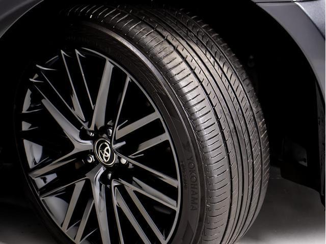 クラウンハイブリッド アスリートＳ　Ｊ－フロンティアリミテッド　後期型（禁煙車）（特別仕様車）（黒本革シート）（オプション１８インチアルミ）（フルエアロ）（トヨタセーフティセンス）衝突軽減ブレーキ　踏み間違い防止機能　車線逸脱抑制機能ＬＤＡ　レーダークルーズ（29枚目）