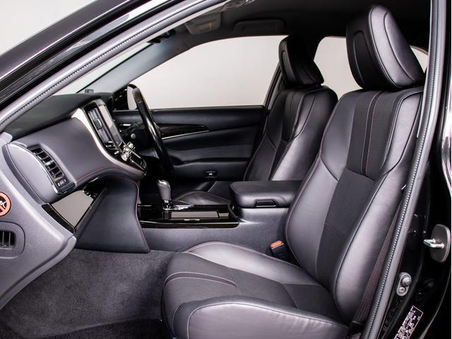 クラウンハイブリッド アスリートＳ　Ｊ－フロンティアリミテッド　後期型（禁煙車）（特別仕様車）（黒本革シート）（オプション１８インチアルミ）（フルエアロ）（トヨタセーフティセンス）衝突軽減ブレーキ　踏み間違い防止機能　車線逸脱抑制機能ＬＤＡ　レーダークルーズ（35枚目）