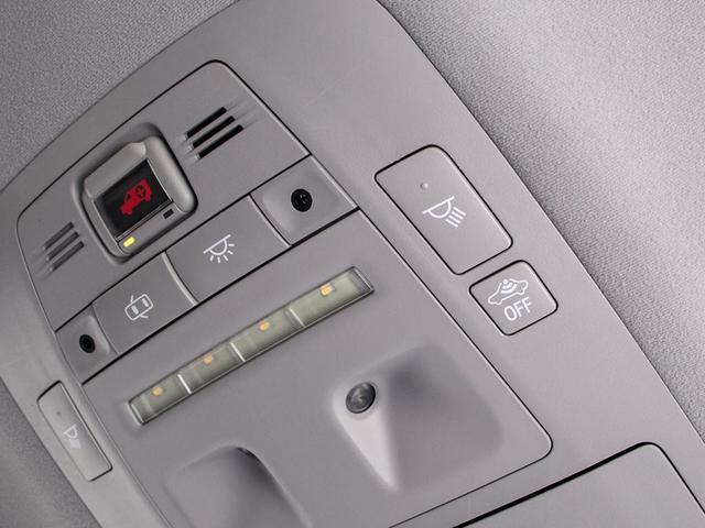 クラウンハイブリッド アスリートＳ　Ｊ－フロンティアリミテッド　後期型（禁煙車）（特別仕様車）（オプション１８インチアルミ）（新品タイヤ）（トヨタセーフティセンス）衝突軽減ブレーキ　踏み間違い防止機能　車線逸脱抑制　レーダークルーズ　専用インテリア＆エクステリア（48枚目）