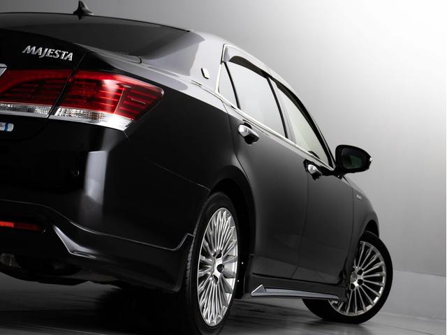 クラウンマジェスタ Ｆバージョン　（黒本革シート）（オプション１８インチアルミ）（フルエアロ）（衝突軽減ブレーキ）（踏み間違い防止機能）レーダークルーズ　ＢＳＭ　イージークローザー　後席ＶＩＰ仕様　Ｂｌｕｅｔｏｏｔｈ対応　ＨＤＤマルチ（26枚目）