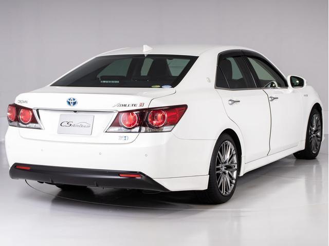 クラウンハイブリッド アスリートＧ　後期型（禁煙車）（黒本革シート）（スパッタリング加工１８インチアルミ）（新品タイヤ）（トヨタセーフティセンス）衝突軽減ブレーキ　車線逸脱抑制ＬＤＡ　レーダークルーズ　踏み間違い防止　Ｂｌｕｅｔｏｏｔｈ（16枚目）