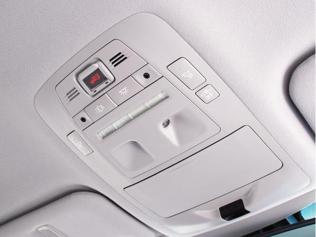 クラウンハイブリッド アスリートＧ　後期型（禁煙車）（黒本革シート）（スパッタリング加工１８インチアルミ）（新品タイヤ）（トヨタセーフティセンス）衝突軽減ブレーキ　車線逸脱抑制ＬＤＡ　レーダークルーズ　踏み間違い防止　Ｂｌｕｅｔｏｏｔｈ（49枚目）