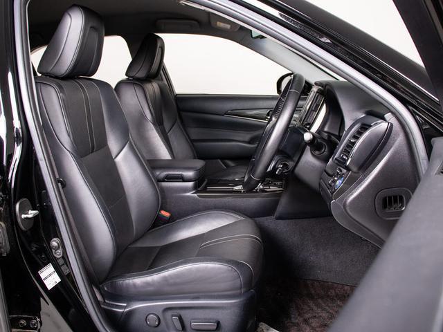 クラウンハイブリッド アスリートＧ　禁煙／黒革／ＯＰ１８ＡＷ／衝突軽減／フルエアロ　　／レーダークルーズ／アダプティブハイビーム／クリアランスソナー／ＥＴＣ車載器／エアシート／シートヒーター（31枚目）