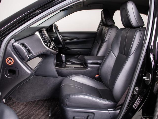 クラウンハイブリッド アスリートＧ　禁煙／黒革／ＯＰ１８ＡＷ／衝突軽減／フルエアロ　　／レーダークルーズ／アダプティブハイビーム／クリアランスソナー／ＥＴＣ車載器／エアシート／シートヒーター（32枚目）