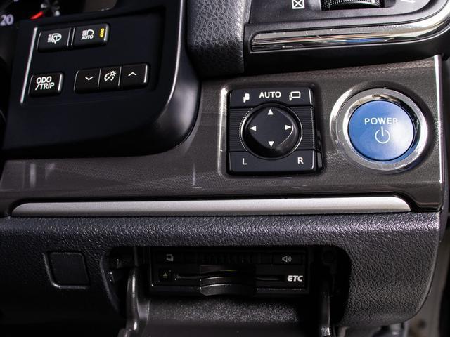 クラウンハイブリッド アスリートＧ　禁煙／黒革／ＯＰ１８ＡＷ／衝突軽減／フルエアロ　　／レーダークルーズ／アダプティブハイビーム／クリアランスソナー／ＥＴＣ車載器／エアシート／シートヒーター（36枚目）