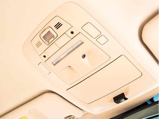 クラウンハイブリッド ロイヤルサルーンＧ　後期（禁煙車）（フラクセン本革シート）（トヨタセーフティセンス）（リヤコンフォートパッケージ）衝突軽減ブレーキ　車線逸脱抑制ＬＤＡ　レーダークルーズ　ＢＳＭ　アダプティブハイビーム　Ｂｌｕｅｔｏｏｔｈ（51枚目）