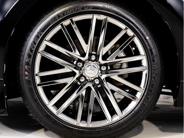 クラウンハイブリッド アスリートＳ　後期型（禁煙車）（黒本革シート）（オプション１８インチアルミホイール）（フルエアロ）ＳＤナビ　Ｂｌｕｅｔｏｏｔｈ対応　レギュラーガソリン仕様　シートヒーター　ステアリングヒーター　スパッタリングアルミ（6枚目）