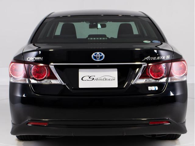 クラウンハイブリッド アスリートＳ　後期型（禁煙車）（黒本革シート）（オプション１８インチアルミホイール）（フルエアロ）ＳＤナビ　Ｂｌｕｅｔｏｏｔｈ対応　レギュラーガソリン仕様　シートヒーター　ステアリングヒーター　スパッタリングアルミ（14枚目）