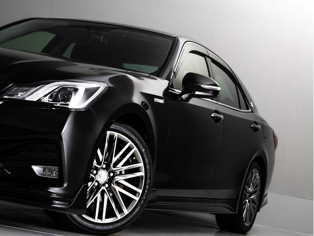 クラウンハイブリッド アスリートＳ　後期型（禁煙車）（黒本革シート）（オプション１８インチアルミホイール）（フルエアロ）ＳＤナビ　Ｂｌｕｅｔｏｏｔｈ対応　レギュラーガソリン仕様　シートヒーター　ステアリングヒーター　スパッタリングアルミ（22枚目）