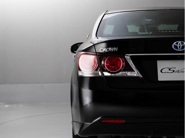 クラウンハイブリッド アスリートＳ　後期型（禁煙車）（黒本革シート）（オプション１８インチアルミホイール）（フルエアロ）ＳＤナビ　Ｂｌｕｅｔｏｏｔｈ対応　レギュラーガソリン仕様　シートヒーター　ステアリングヒーター　スパッタリングアルミ（26枚目）