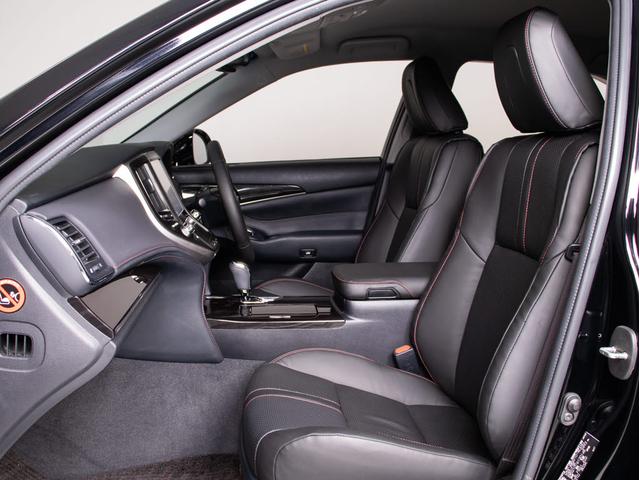 クラウンハイブリッド アスリートＳ　後期型（ワンオーナー）（黒本革シート）（フルエアロ）（オプション１８インチアルミ）（トヨタセーフティセンス）衝突軽減ブレーキ　踏み間違い防止機能　車線逸脱抑制ＬＤＡ　レーダークルーズ　オートハイビーム（33枚目）