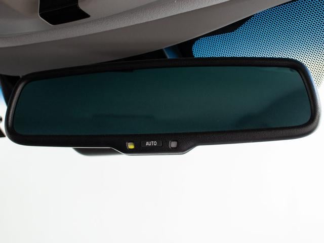 クラウンハイブリッド アスリートＳ　後期型（ワンオーナー）（黒本革シート）（フルエアロ）（オプション１８インチアルミ）（トヨタセーフティセンス）衝突軽減ブレーキ　踏み間違い防止機能　車線逸脱抑制ＬＤＡ　レーダークルーズ　オートハイビーム（41枚目）