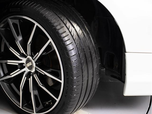 クラウン ２．５アスリート　プレミアムエディション　後期型（禁煙車）（モデリスタエアロ）（専用黒本革シート）（１９インチアルミホイール）専用インテリア＆エクステリア　Ｂｌｕｅｔｏｏｔｈ対応　レギュラーガソリン仕様　ブラックインナーヘッドライト　ＨＤＤ（29枚目）