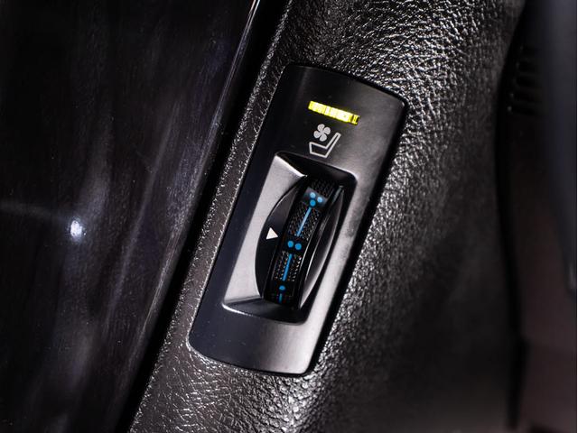 クラウン ２．５アスリート　プレミアムエディション　後期型（禁煙車）（モデリスタエアロ）（専用黒本革シート）（１９インチアルミホイール）専用インテリア＆エクステリア　Ｂｌｕｅｔｏｏｔｈ対応　レギュラーガソリン仕様　ブラックインナーヘッドライト　ＨＤＤ（39枚目）