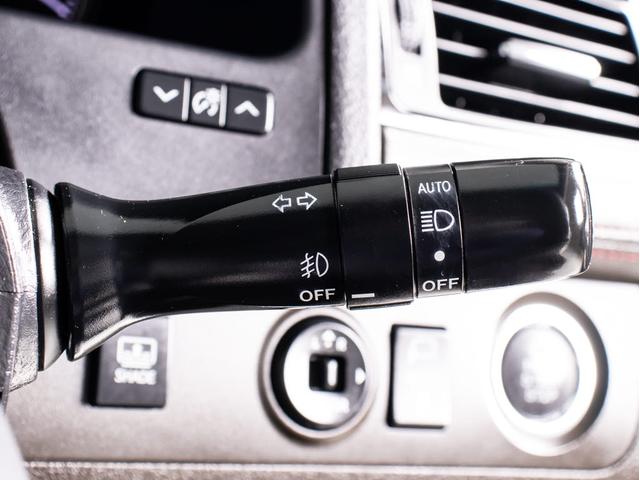 クラウン ２．５アスリート　プレミアムエディション　後期型（禁煙車）（モデリスタエアロ）（専用黒本革シート）（１９インチアルミホイール）専用インテリア＆エクステリア　Ｂｌｕｅｔｏｏｔｈ対応　レギュラーガソリン仕様　ブラックインナーヘッドライト　ＨＤＤ（45枚目）