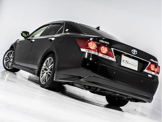 クラウンハイブリッド アスリートＧ　（サンルーフ）（黒本革シート）（フルエアロ）（オプション１８インチアルミ）（衝突軽減）（記録簿８枚）（踏み間違い防止機能）新品タイヤ　レーダークルーズ　アダプティブハイビーム　シートメモリー（18枚目）