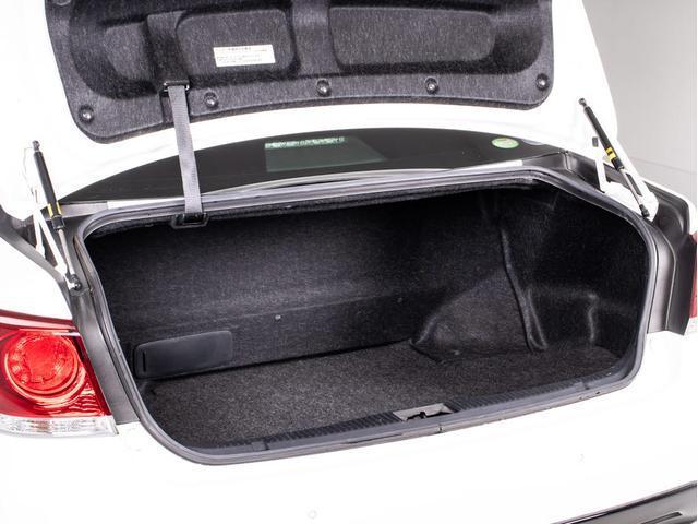 クラウンハイブリッド アスリートＧ　（禁煙車）（ワンオーナー）（黒本革シート）（オプション１８インチアルミ）（フルエアロ）（衝突軽減ブレーキ）（踏み間違い防止機能）レーダークルーズ　Ｂｌｕｅｔｏｏｔｈ対応　レギュラー仕様　点検記録簿８枚（32枚目）