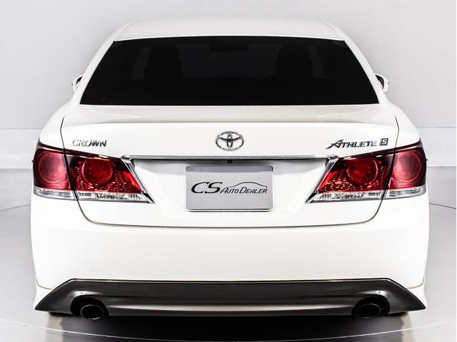 クラウン アスリートＳ　（禁煙車）（黒本革シート）（スパッタリング加工純正１８インチアルミ）（点検記録簿１２枚）Ｂｌｕｅｔｏｏｔｈ対応　エアシート　シートヒーター　ＨＤＤマルチ　バックカメラ　ＨＩＤヘッドライト　ＬＥＤフォグ（14枚目）