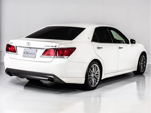 クラウン アスリートＳ　（禁煙車）（黒本革シート）（スパッタリング加工純正１８インチアルミ）（点検記録簿１２枚）Ｂｌｕｅｔｏｏｔｈ対応　エアシート　シートヒーター　ＨＤＤマルチ　バックカメラ　ＨＩＤヘッドライト　ＬＥＤフォグ（17枚目）