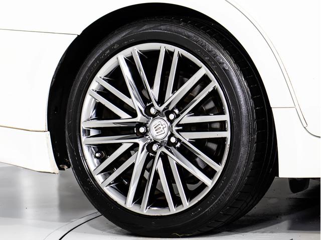 クラウン アスリートＳ　（禁煙車）（黒本革シート）（スパッタリング加工純正１８インチアルミ）（点検記録簿１２枚）Ｂｌｕｅｔｏｏｔｈ対応　エアシート　シートヒーター　ＨＤＤマルチ　バックカメラ　ＨＩＤヘッドライト　ＬＥＤフォグ（21枚目）