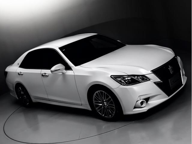 クラウン アスリートＳ　（禁煙車）（黒本革シート）（スパッタリング加工純正１８インチアルミ）（点検記録簿１２枚）Ｂｌｕｅｔｏｏｔｈ対応　エアシート　シートヒーター　ＨＤＤマルチ　バックカメラ　ＨＩＤヘッドライト　ＬＥＤフォグ（28枚目）