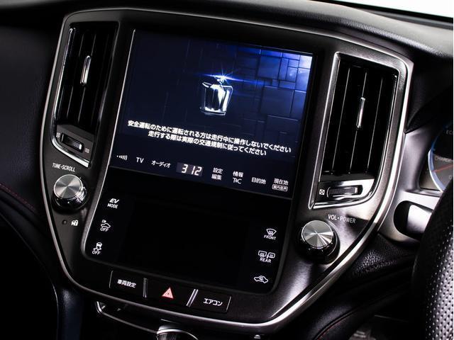 クラウンハイブリッド アスリートＳ　後期型（特注フォーブレザーシート）（オプション１８インチアルミ）（フルエアロ）（ルーフブラック）セーフティセンス　衝突軽減ブレーキ　踏み間違い防止機能　車線逸脱抑制　レーダークルーズ　オートハイビーム（33枚目）