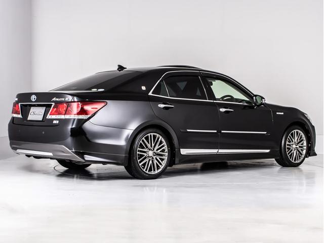 クラウンハイブリッド アスリートS (サンルーフ)(黒本革シート)(オプション18インチアルミ)(フルエアロ)(新品タイヤ)(衝突軽減ブレーキ)(踏み間違い防止機能)レーダークルーズ 記録簿8枚 Bluetooth対応 レギュラー仕様(17枚目)