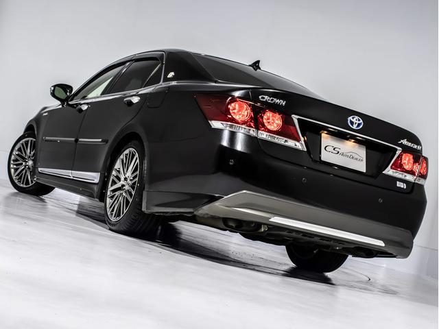 クラウンハイブリッド アスリートS (サンルーフ)(黒本革シート)(オプション18インチアルミ)(フルエアロ)(新品タイヤ)(衝突軽減ブレーキ)(踏み間違い防止機能)レーダークルーズ 記録簿8枚 Bluetooth対応 レギュラー仕様(22枚目)