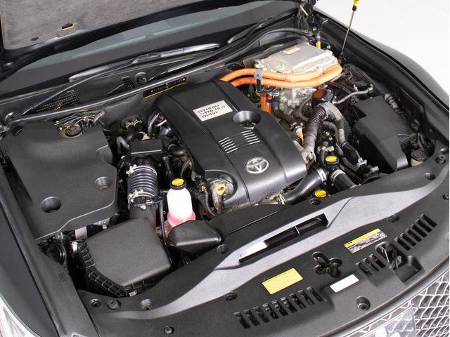 クラウンハイブリッド アスリートS (サンルーフ)(黒本革シート)(オプション18インチアルミ)(フルエアロ)(新品タイヤ)(衝突軽減ブレーキ)(踏み間違い防止機能)レーダークルーズ 記録簿8枚 Bluetooth対応 レギュラー仕様(29枚目)