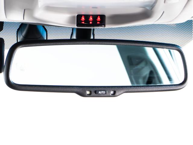 クラウンハイブリッド アスリートS (サンルーフ)(黒本革シート)(オプション18インチアルミ)(フルエアロ)(新品タイヤ)(衝突軽減ブレーキ)(踏み間違い防止機能)レーダークルーズ 記録簿8枚 Bluetooth対応 レギュラー仕様(42枚目)