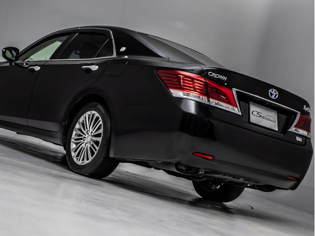 クラウンハイブリッド ロイヤルサルーン　（禁煙車）（オプション１７インチアルミ）（点検記録簿８枚）ＨＤＤマルチナビ　レギュラーガソリン仕様　Ｂｌｕｅｔｏｏｔｈ対応　シートヒーター　ステアリングヒーター　カラーバックカメラ（25枚目）