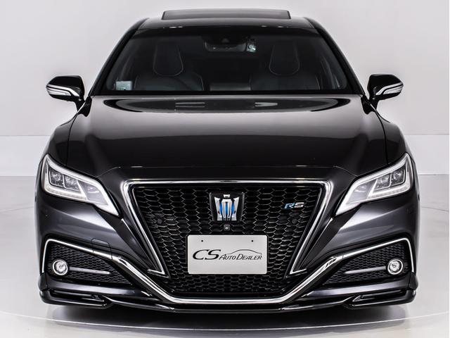 クラウンハイブリッド ＲＳアドバンス　（サンルーフ）（黒本革シート）（パノラミックビューモニター）（フルエアロ）（トヨタセーフティセンス）衝突軽減ブレーキ　踏み間違い防止機能　車線逸脱抑制ＬＴＡ　シーケンシャルウィンカー　ＢＳＭ　ＳＤナビ（14枚目）