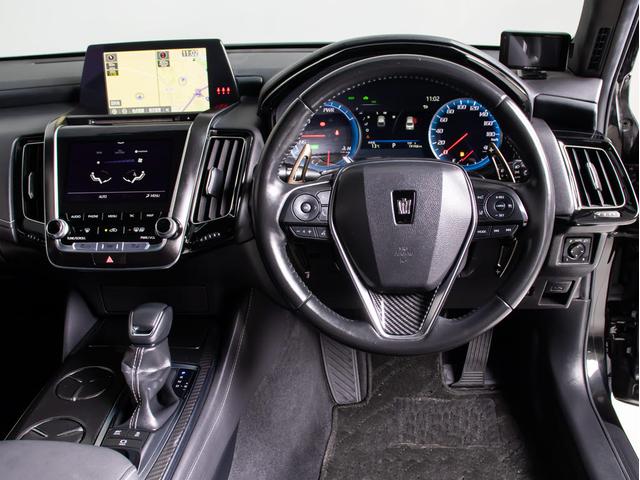 クラウンハイブリッド ＲＳアドバンス　（サンルーフ）（黒本革シート）（パノラミックビューモニター）（フルエアロ）（トヨタセーフティセンス）衝突軽減ブレーキ　踏み間違い防止機能　車線逸脱抑制ＬＴＡ　シーケンシャルウィンカー　ＢＳＭ　ＳＤナビ（34枚目）