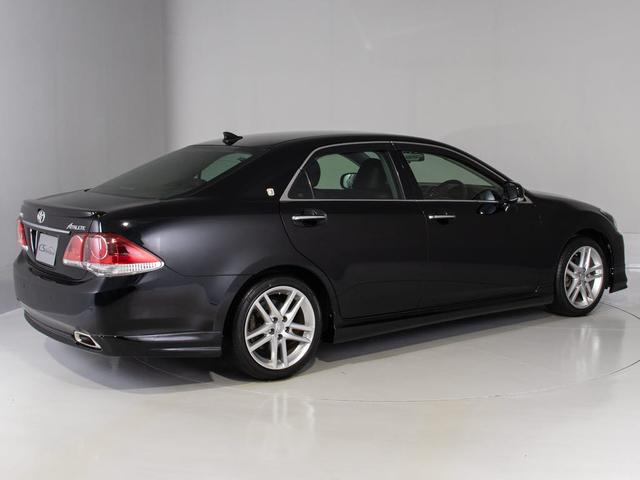 クラウン ２．５アスリート　プレミアムエディション　後期型（禁煙車）（特別仕様車）（黒本革シート）（フルエアロ）ＨＤＤマルチ　Ｂｌｕｅｔｏｏｔｈ対応　レギュラーガソリン仕様　専用インテリア＆エクステリア　カラーバックカメラ　ブラックインナーヘッドライト（14枚目）